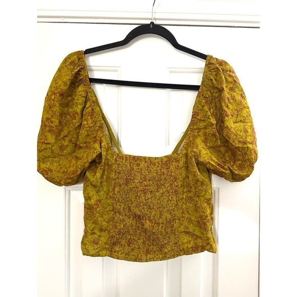 Urban Outfitters Beth Ruched Surplice Puff Sleeve Crop Top Yellow Floral - Large - Picture 4 of 5